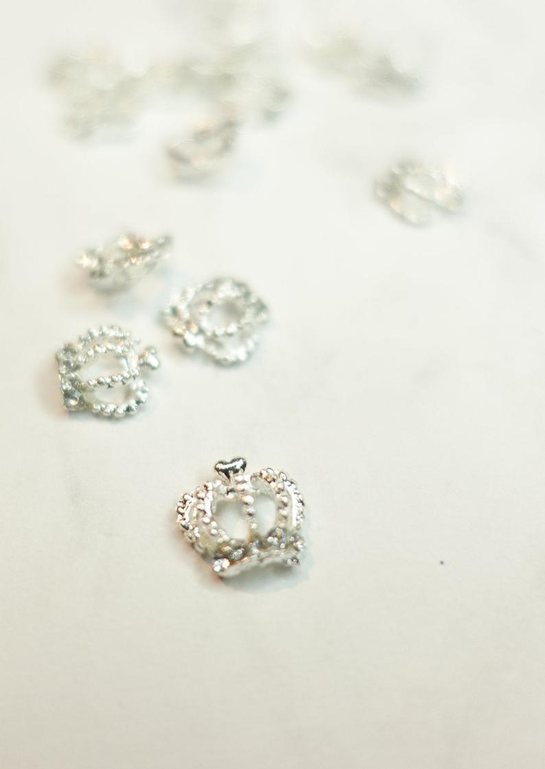 Silver Bling Crown Nail Charms #009